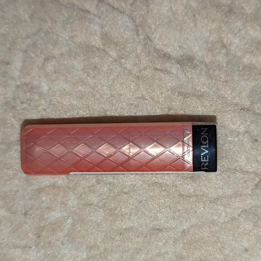 Pink Lemonade 047 Revlon Colorburst Lip Butter